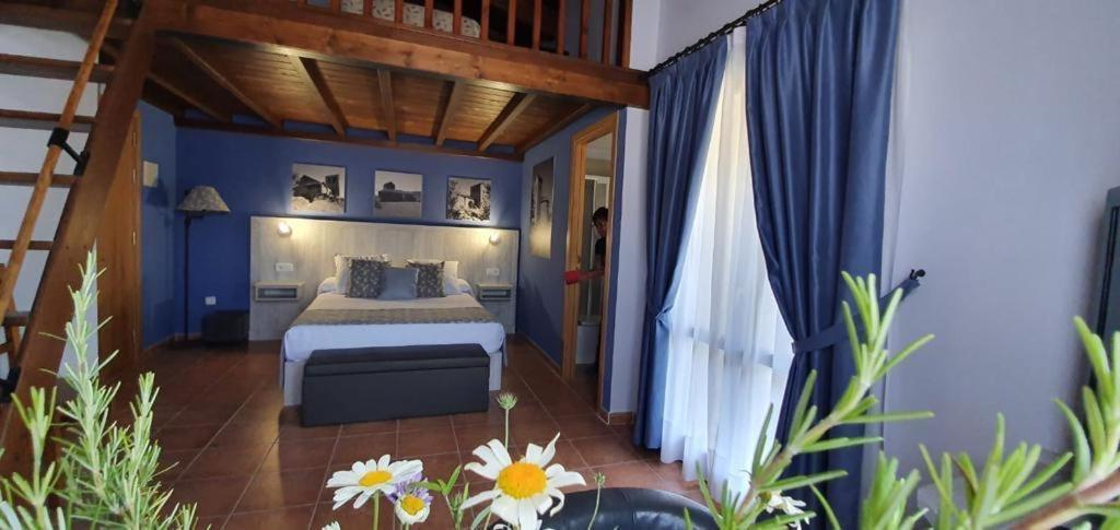 Hotel Guara Inluka Las Almunias Værelse billede