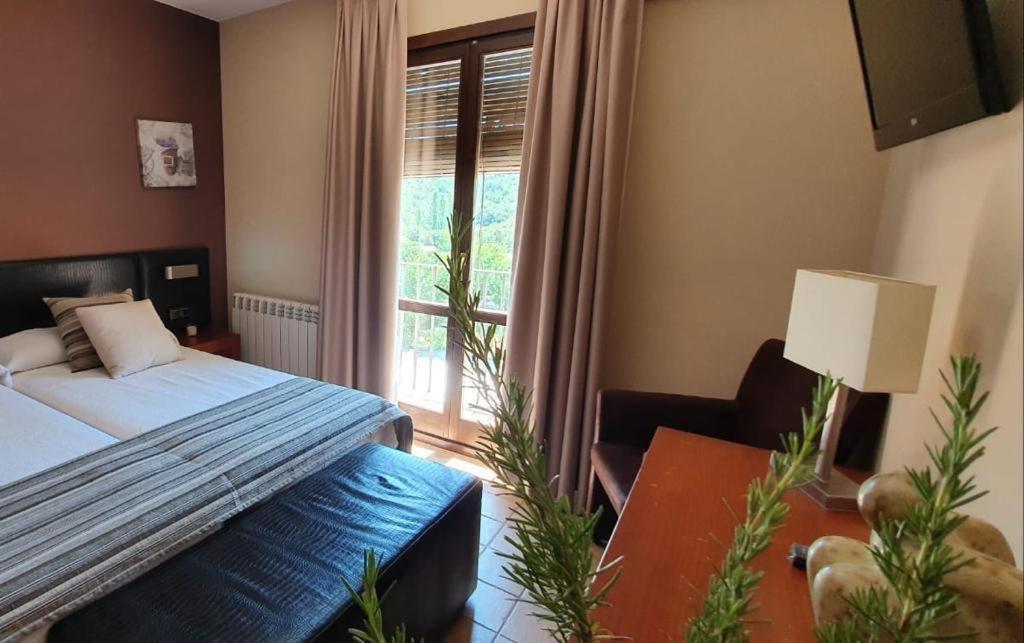 Hotel Guara Inluka Las Almunias Værelse billede